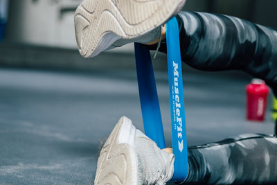 Ejercicios para gluteos Y piernas con bandas de resistencia.